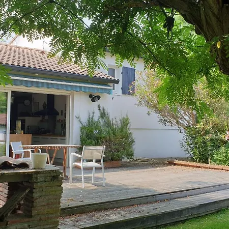 Chez Alex بيت للعطل *